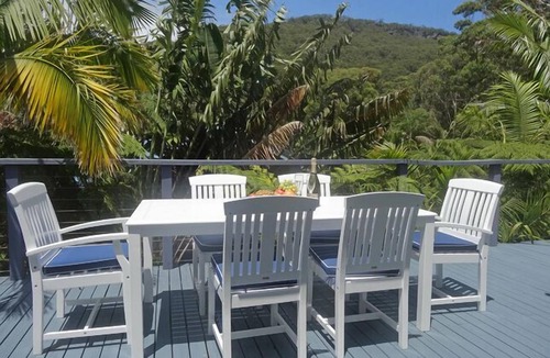 Stanwell Park House | Jacaranda House where beach meets rainforest