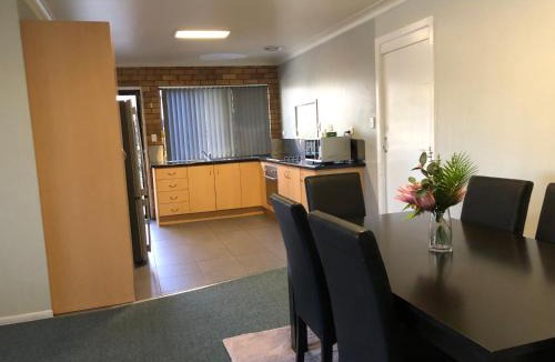Warwick Hotel | Jackie Howe Motel