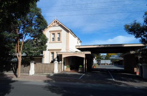 Hyde Park Hotel | Jasper Motor Inn