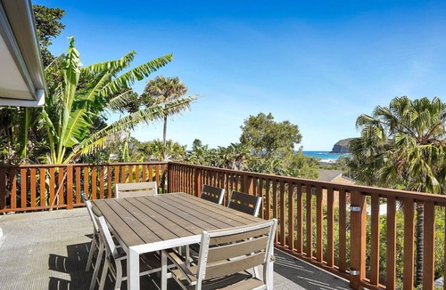 Copacabana House | JEAN'S BEACH HOUSE | Accom Holidays