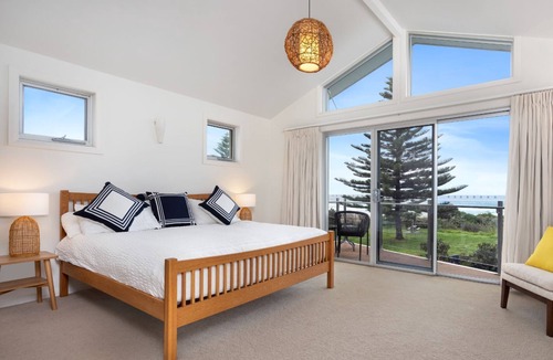 Kiama Downs House | Jones Waterfront Beach Escape - uninterrupted beachfront views