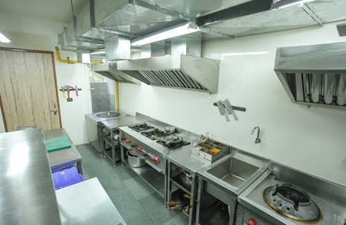 Greater Noida Hotel | Kaashvi Residency - Managed by Atithi House