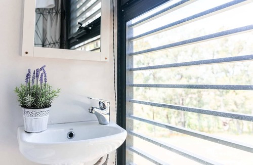 Kanimbla House | Kanimbla Valley Willow Tree Bend