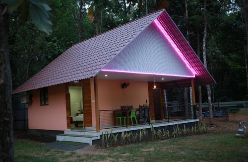 Perumbavoor Resort | Karingens Resort