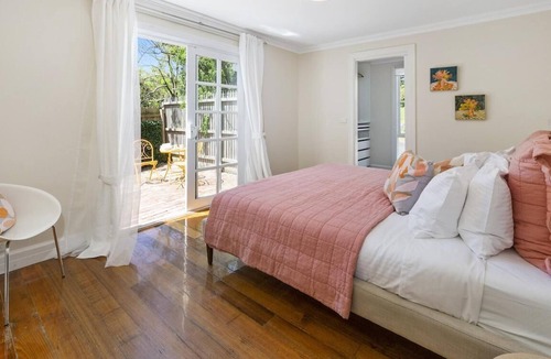McCrae House | Kasih - Ocean Views - Love Actually.and we love it.