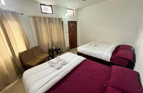 Sitapur Hotel | Kedar Mount View
