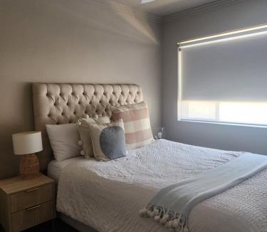 Leeton Hotel | Kindred Studio Apartments