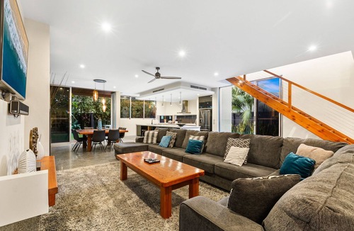 Kingscliff House | Kingscliff, Salt Village Retreat