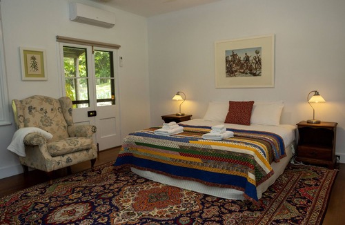 Cedar Brush Creek House | Knottapharm - A peaceful country retreat