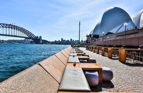 Bondi Beach Apartment | KozyGuru | Bondi Beach | Lovely Studio