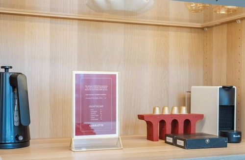 Forestville Apartment | KozyGuru | Forestville | Boutique Style Studio Apt