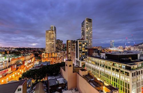 Haymarket Apartment | KozyGuru | Sydney CBD | Modern 2-Bedroom Apt