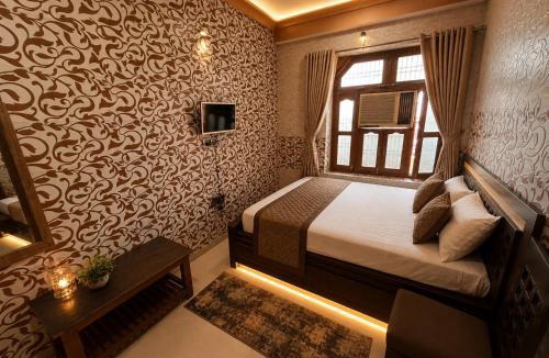 Ayodhya House | Krishna Guest House