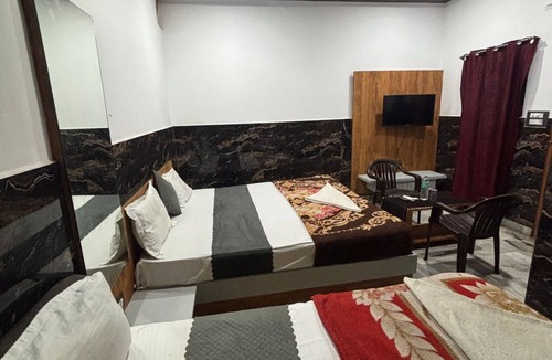 Vrindavan Hotel | KRISHNA HERITAGE
