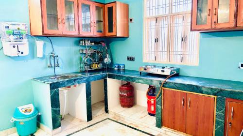 Varanasi Apartment | Krishna Home-stays