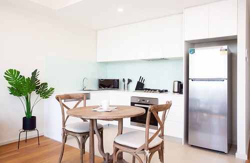 Crows Nest Apartment | KULA - Premium Studio Apartment