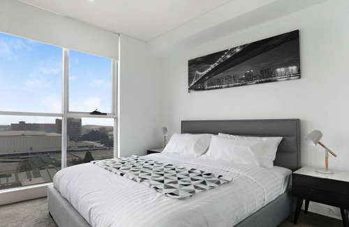 Mascot Apartment | KULA - Premium Two Bed Apt Mascot