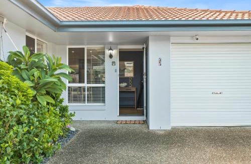 Bongaree House | La Costa!