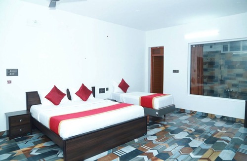 Yercaud Hotel | LA FLORA GEMSTONE RESORTS