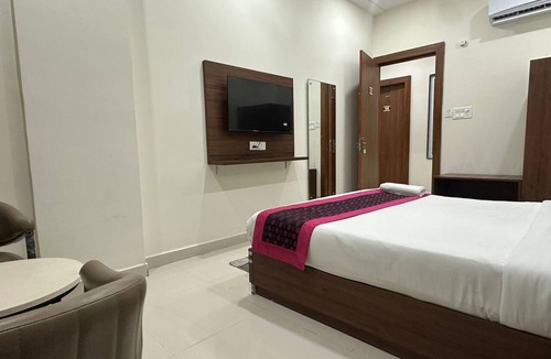 Gwalior Hotel | la opera
