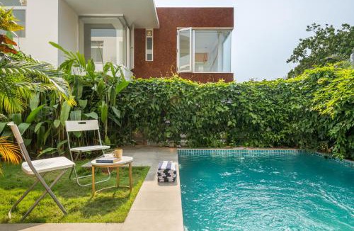 Chapora Villa | La Risa by The Blue Kite - 2 BHK Villas near Vagator Beach, Private Pool with Kitchen, Balcony, Security