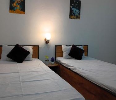 Noida Hostel | La vie Livings Only For Female