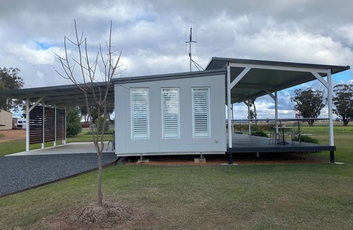 Dubbo Apartment | Labanna Lake - Country views, Peaceful, Quiet, Safe,