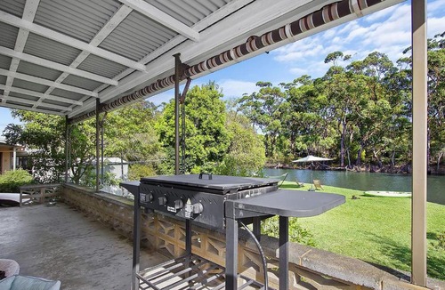 Lake Tabourie House | Lake Frontage
