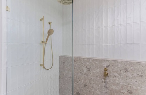 Bogangar Villa | Lakefront Luxury Escape - Pet Friendly!