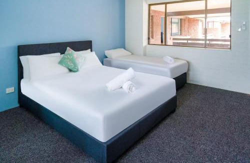 Windang Hotel | Lakeside Inn Wollongong