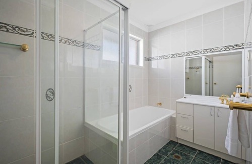Budgewoi House | Lakeview Tranquility Budgewoi