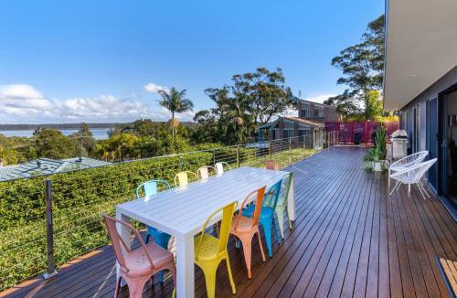 Culburra Beach House | Lakeviews - Pet Friendly with Fireplace