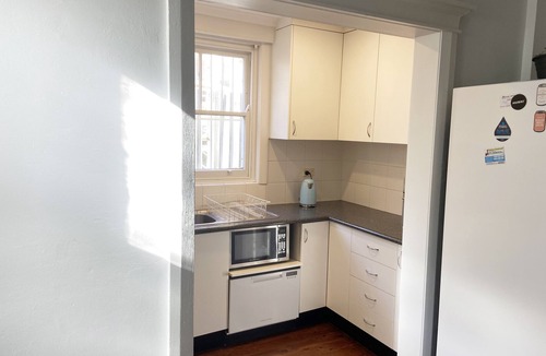 Bondi Beach Apartment | Large 2 Bedroom Apartment With Balcony Opposite Bondi Beach