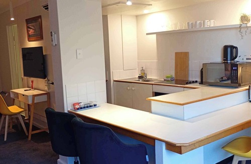 Darlinghurst Apartment | Large City Studio with Big Balcony