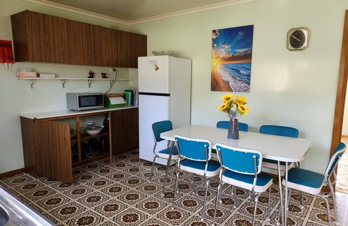 Rye House | Large Retro Beach House with Style Class and Fun.