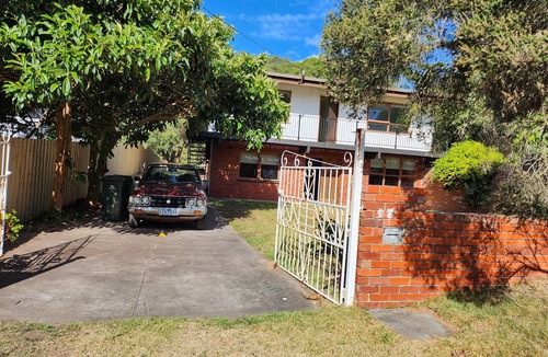 Rye House | Large Retro Beach House with Style Class and Fun.