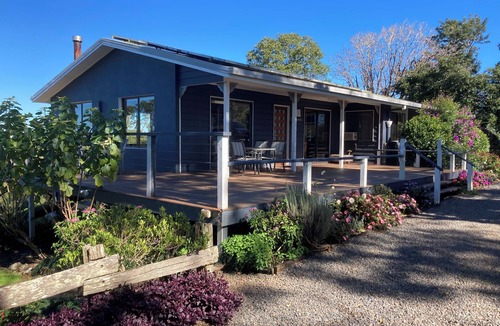 Wootha House | Lavender House Maleny