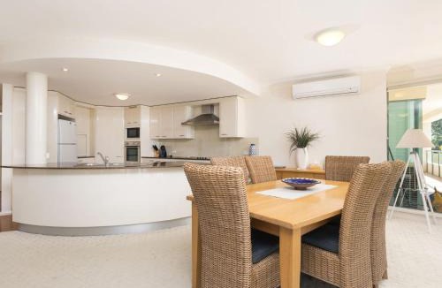 Forster Apartment | Le Point 101
