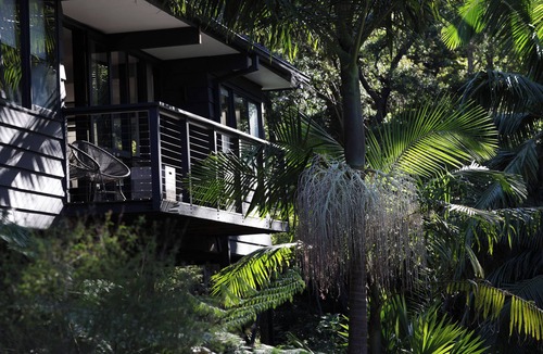 Stanwell Park House | Leafy beachside retreat