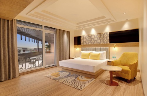Bhubaneshwar Hotel | Lemon Tree Hotel Bhubaneswar