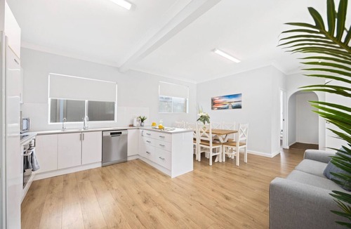 North Haven House | Leos by the Sea - North Haven
