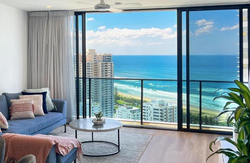 Broadbeach Apartment | Level 30 Oracle Tower 2 Stunning views and free parking - GC Getaways