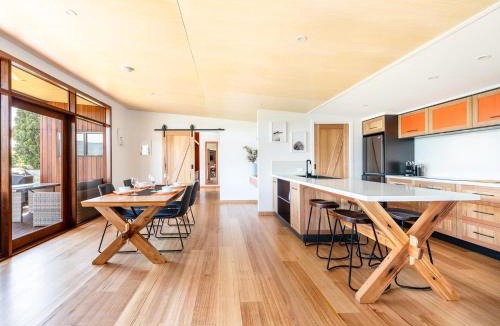 Kettering Villa | Little Oyster Bayview