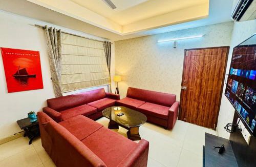 Zirakpur Apartment | Loft 21