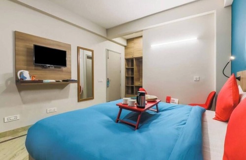Gurugram Bed & Breakfast | Loginn Stays #2