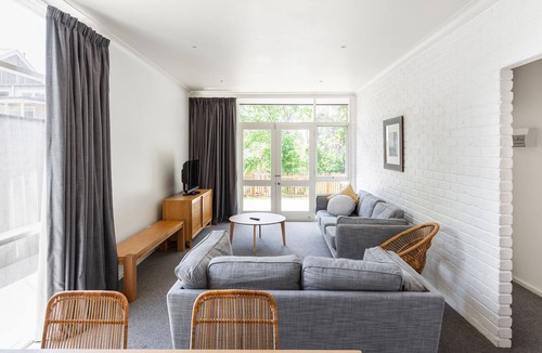 Lorne Hotel | Lorne Hotel