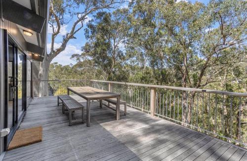 Lorne House | Lorne Tree Top Escape