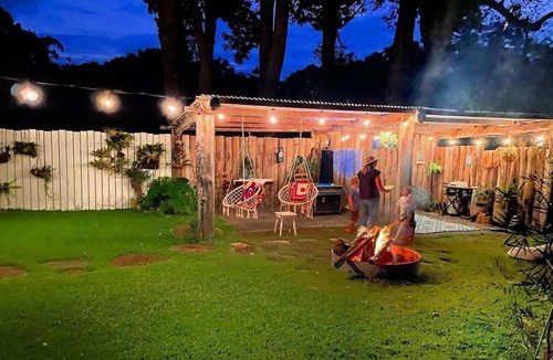 Stokers Siding Cottage | Love Lane Farmstay- Romantic couples Cottage Escape