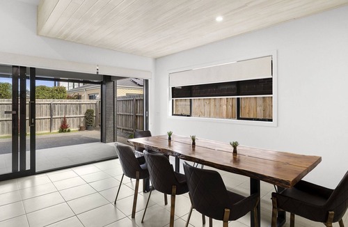 Torquay House | Lowtide Five Bedroom 22