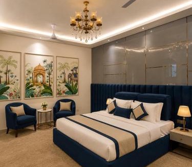 Gomti Nagar Hotel | Lucknow Courtyard
